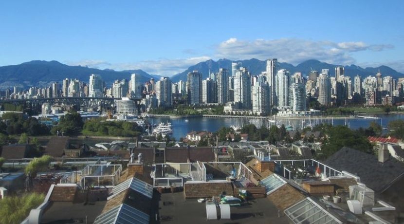 fairview-rooftops-and-view-of-downtown-vancouver